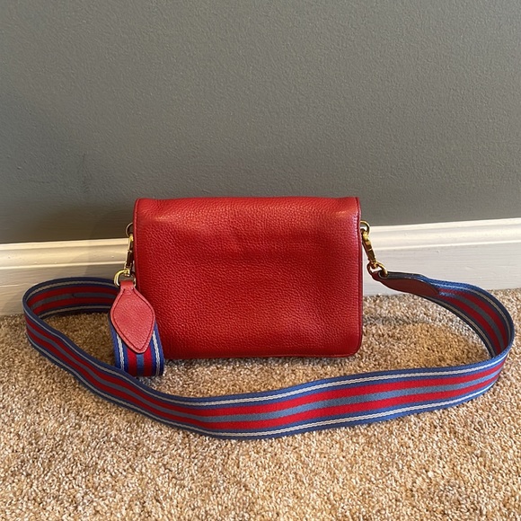 Prada Cross Body - Picture 2 of 4